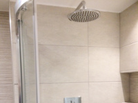 Crafted en-suite bathroom in South Ferry Quay.