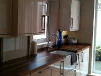 Full kitchen installations completed by our kitchen fitters - including all the plumbing, electrics and gas installation.